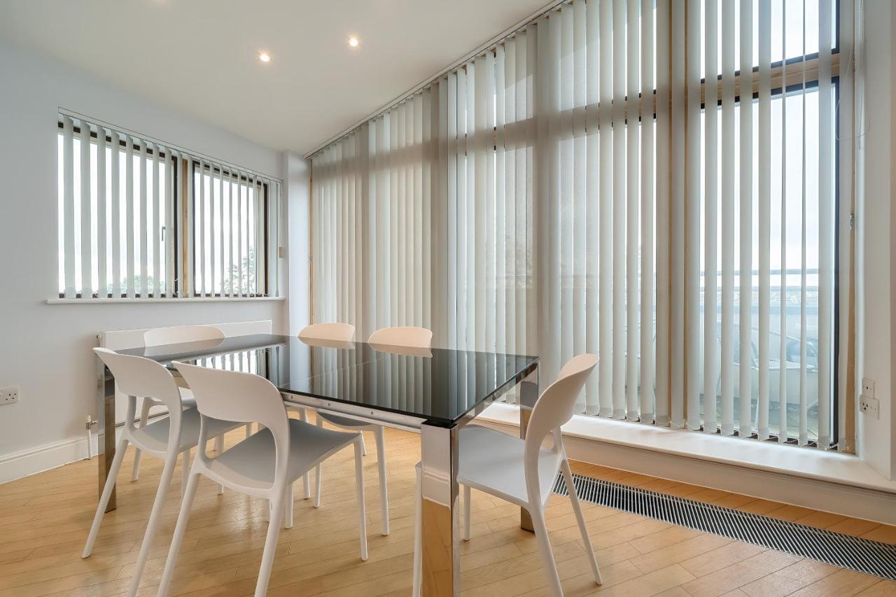 Roomspace Serviced - The Courtyard Penthouse Londra