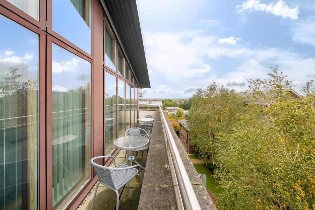 Roomspace Serviced - The Courtyard Penthouse Appartamento Londra
