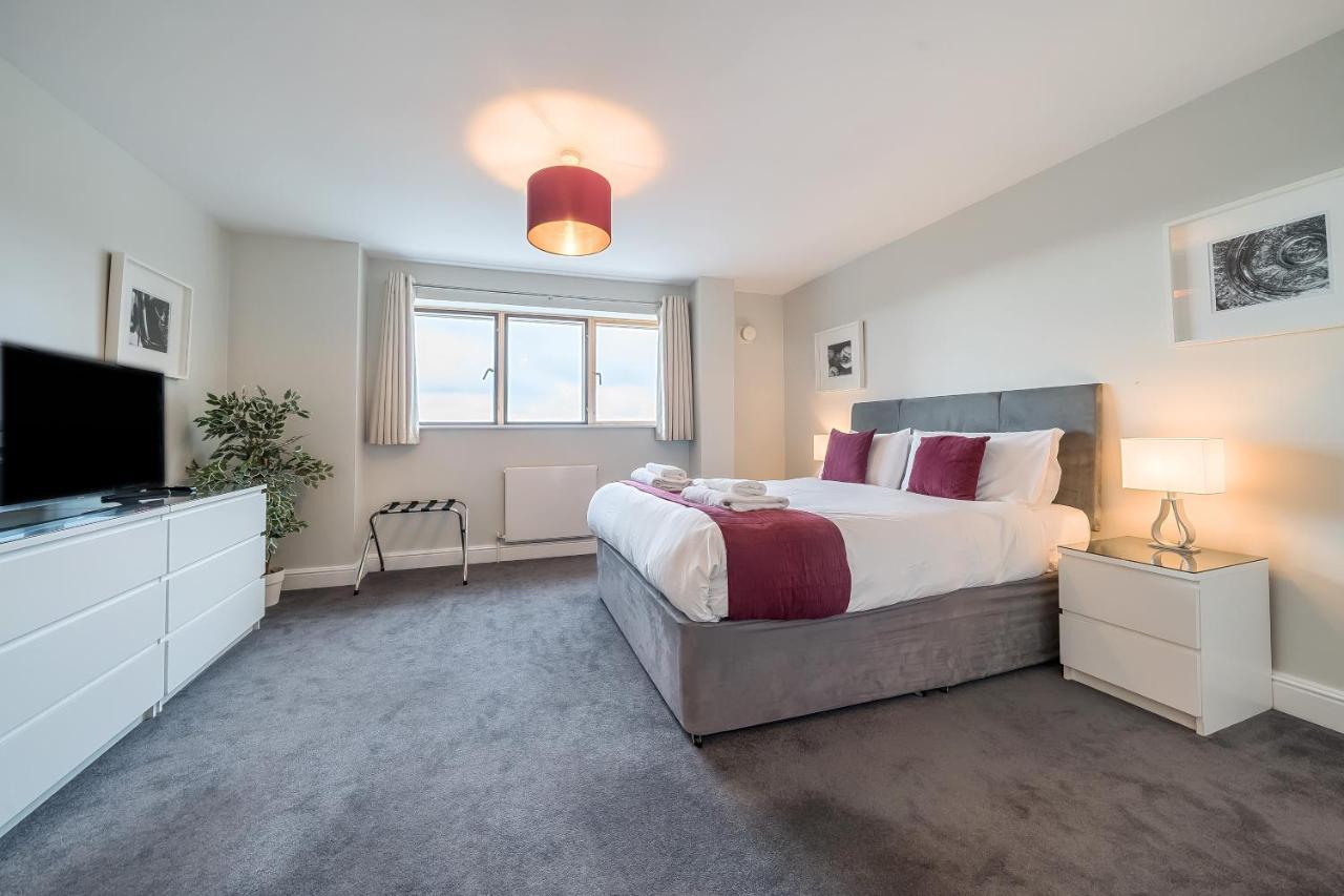Roomspace Serviced - The Courtyard Penthouse Appartamento